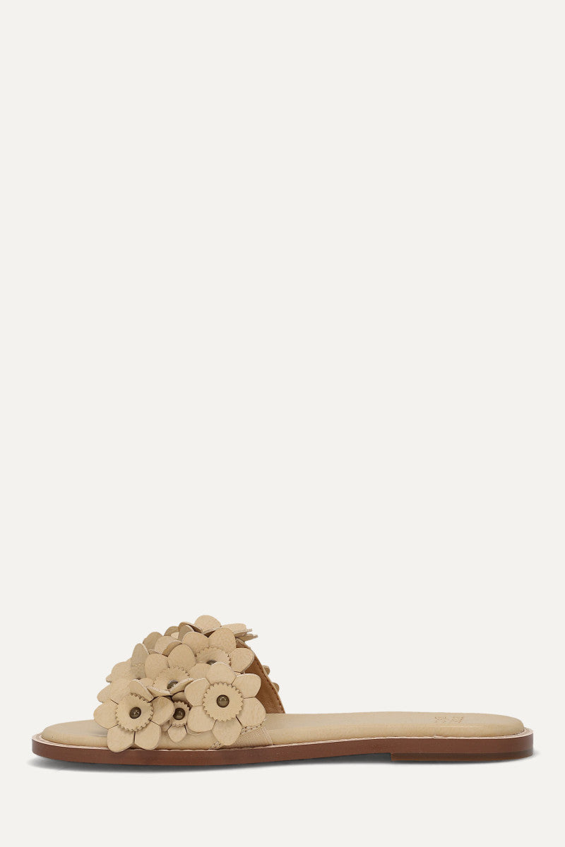 Bucky Flower Slide - Butter - Inside