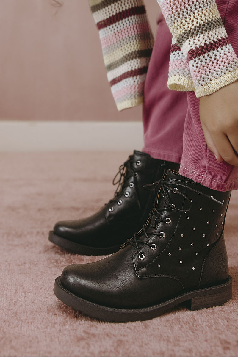Chesnee Combat Studded Girls - Black - Outside