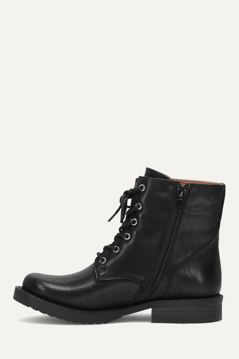 Chesnee Combat Studded Girls - Black - Inside