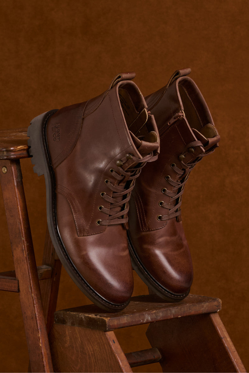 Dunn Lace Up - Whiskey - Outside