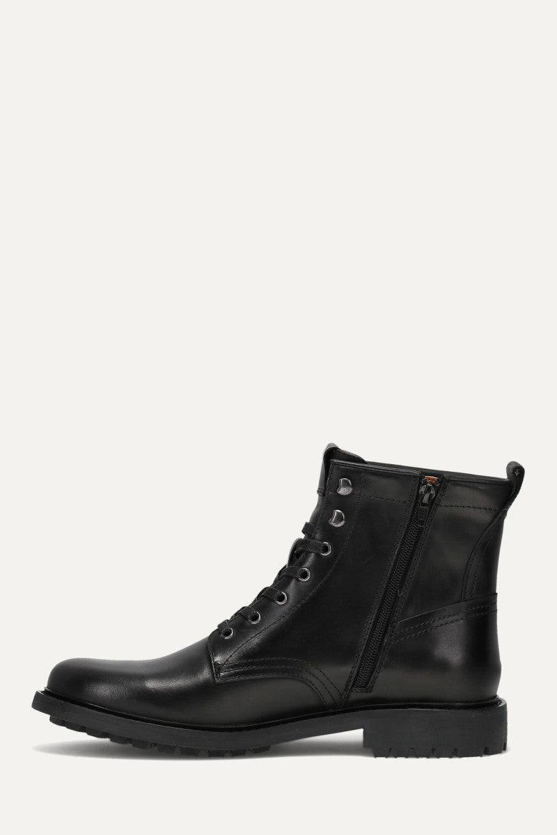 Dunn Lace Up - Black - Inside