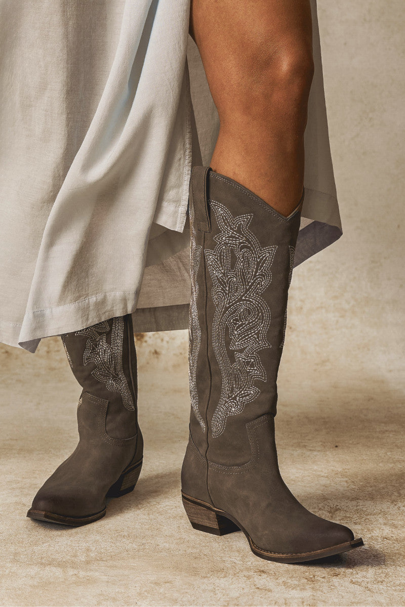 Irlene Tall Deco Stitch - Taupe - Outside
