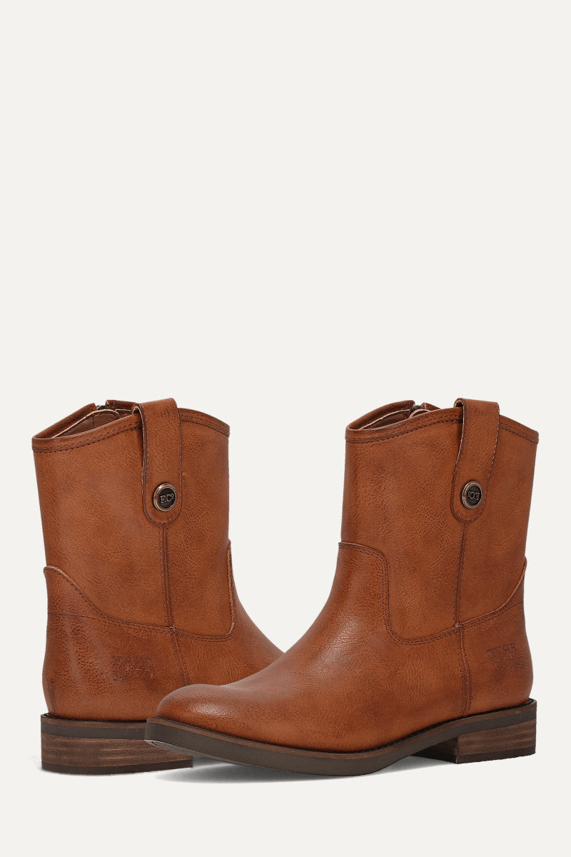 Kellie Button Short - Cognac - Pair