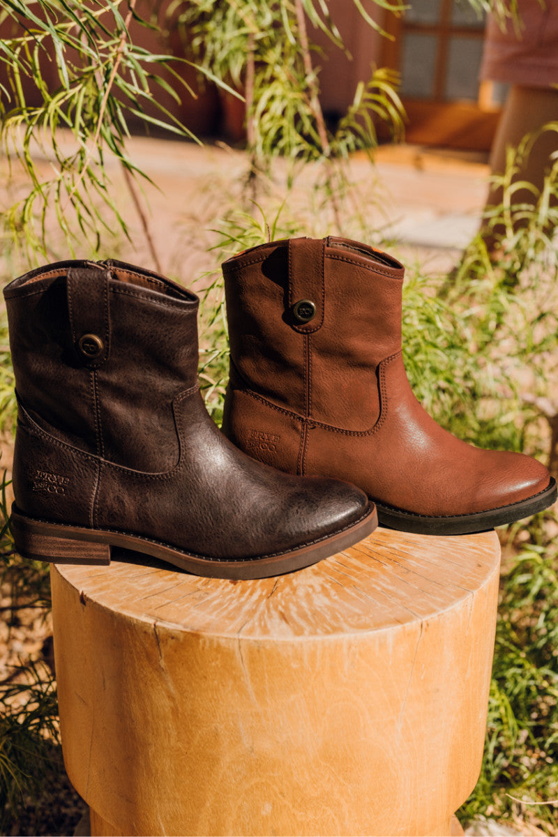 Kellie Button Short - Cognac - Outside