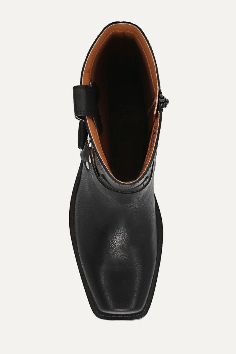 Lorrie Harness 12 Youth - Black - Top Down