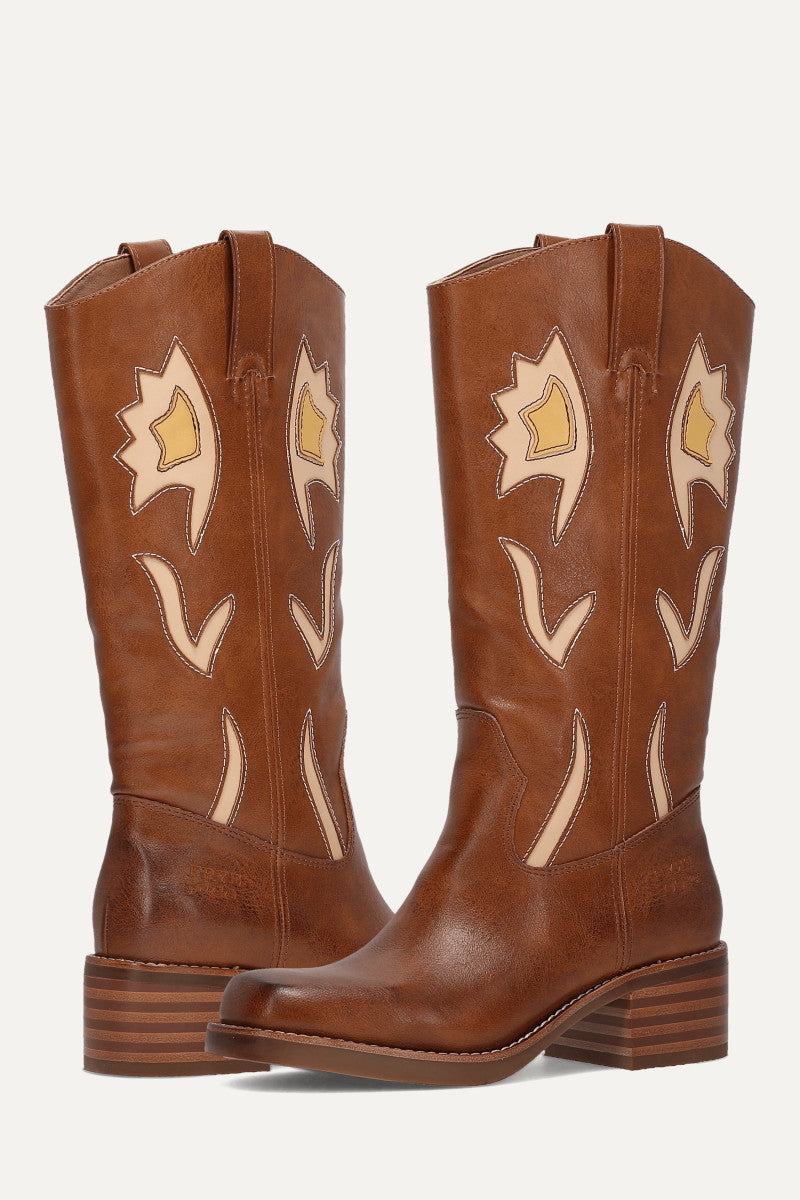 Miranda 10 Flower - Saddle - Pair