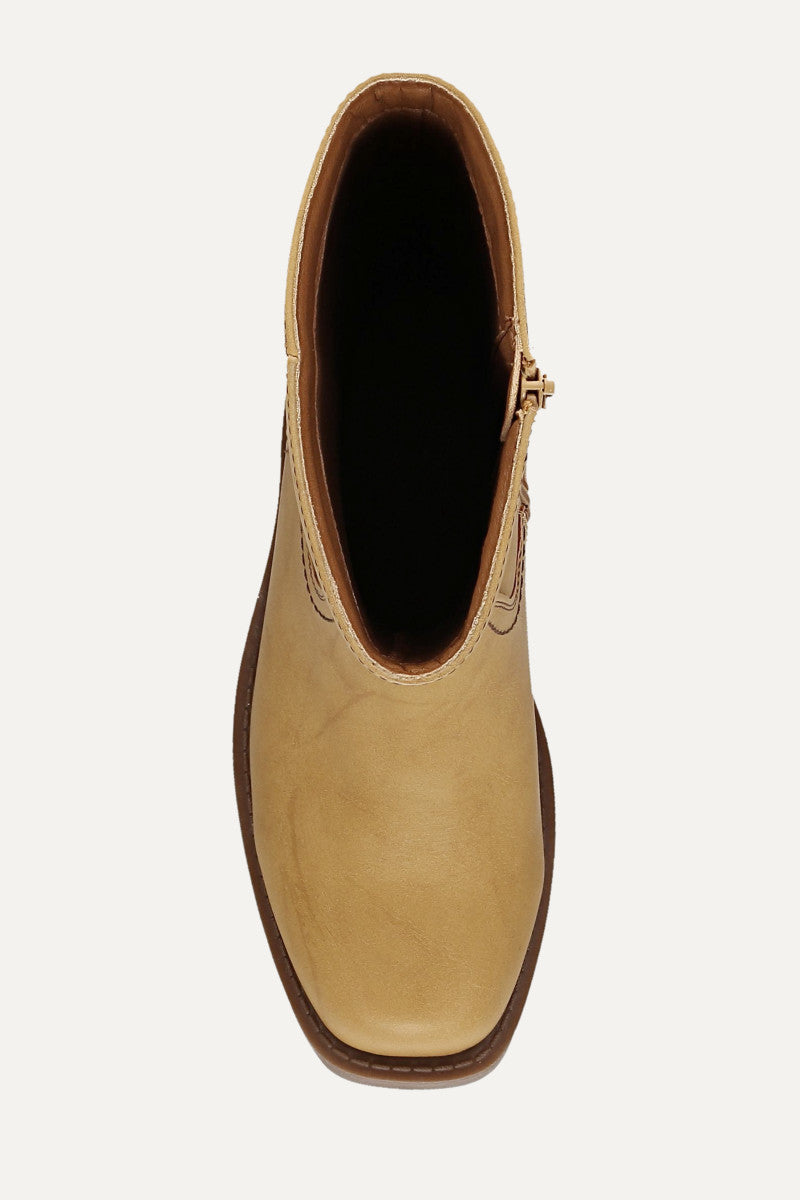 Miranda 14 Youth - Banana - Top Down