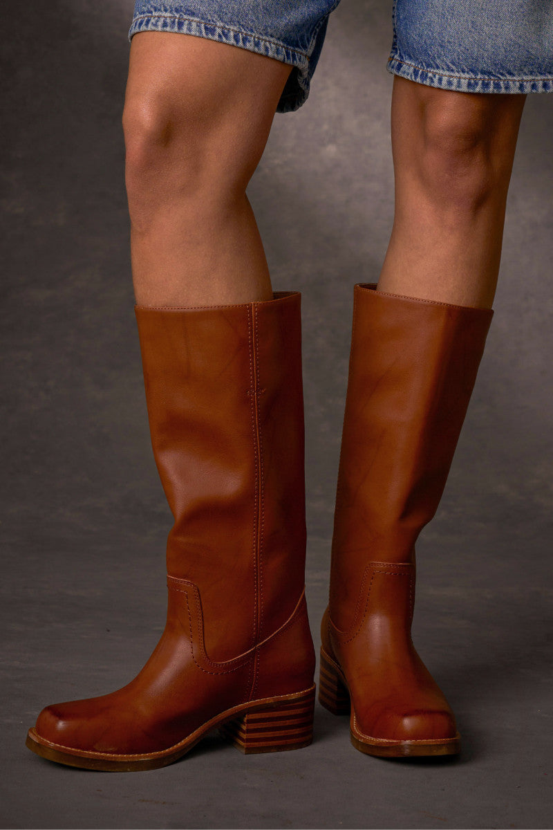 Miranda 14 - Saddle - Front