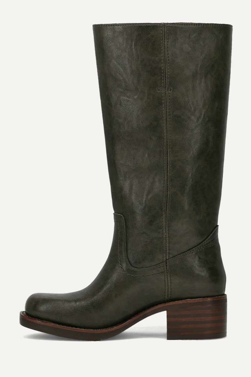 Miranda 14 - Evergreen - Inside