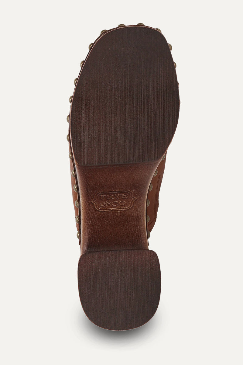 Wylie Clog - Saddle - Sole