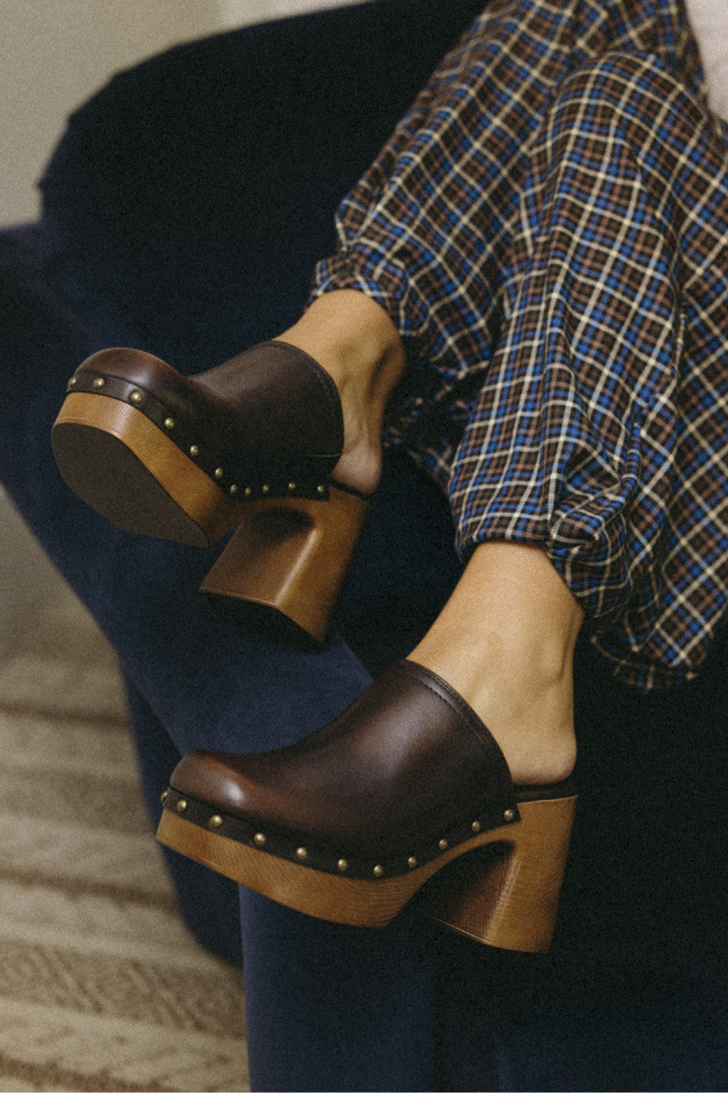 Wylie Clog - Espresso - Front