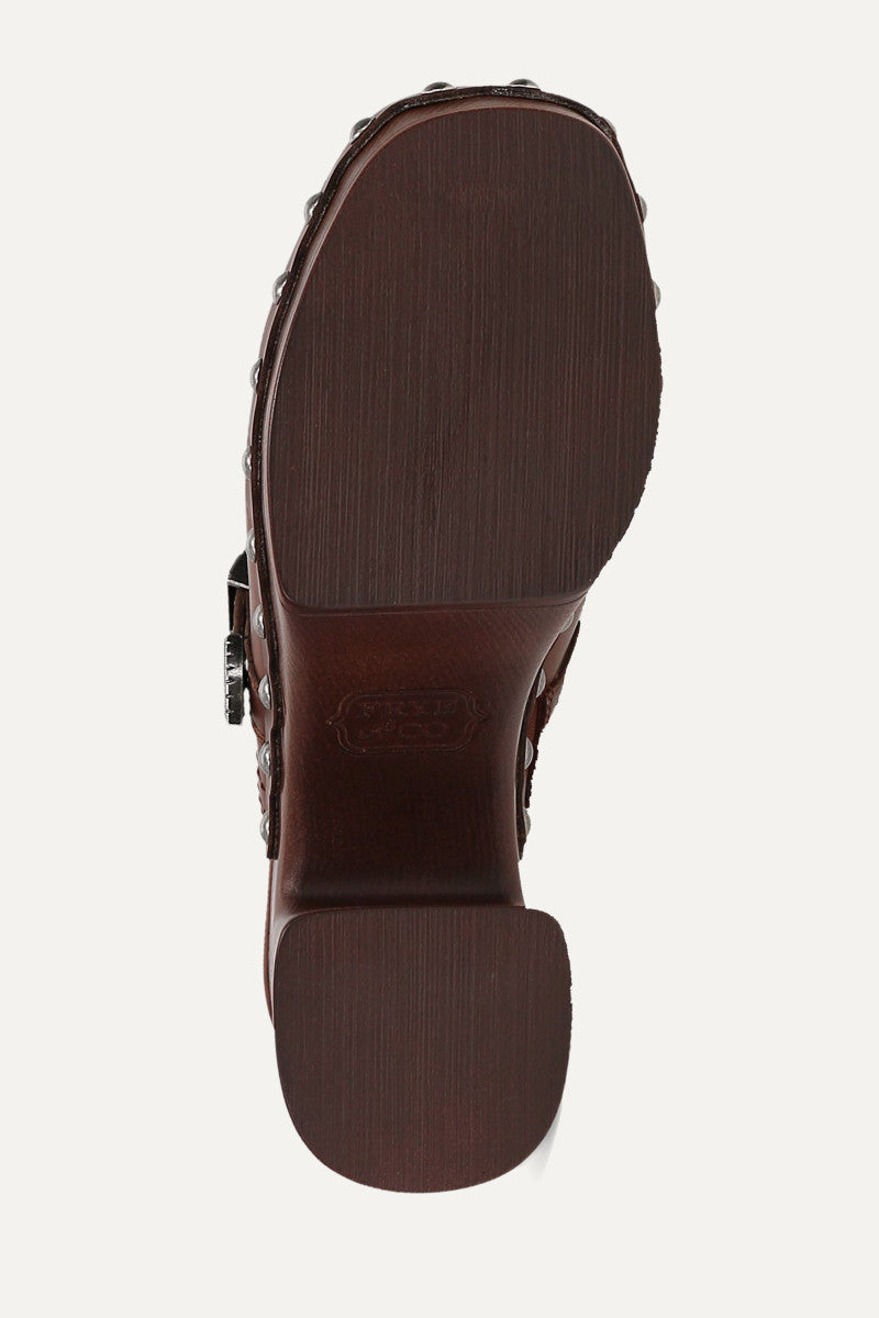 Wylie Scalloped Clog - Auburn - Sole